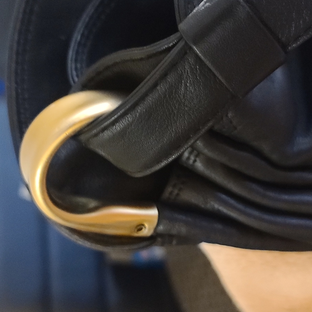 Large Purse - Picture 2 of 3